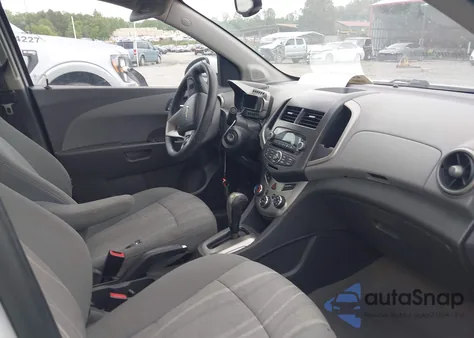2014 Chevrolet Sonic Lt Auto из США, поврежденный, VIN 1G1JC5SH6E4215922